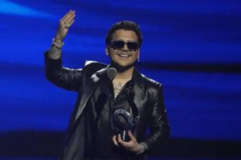 Christian Nodal anuncia el adelanto de su concierto en la Plaza de Toros “La México”. / @nodal