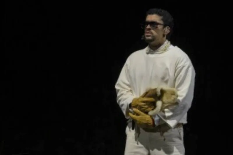 Bad Bunny concluyó sus presentaciones en Colombia. / AP