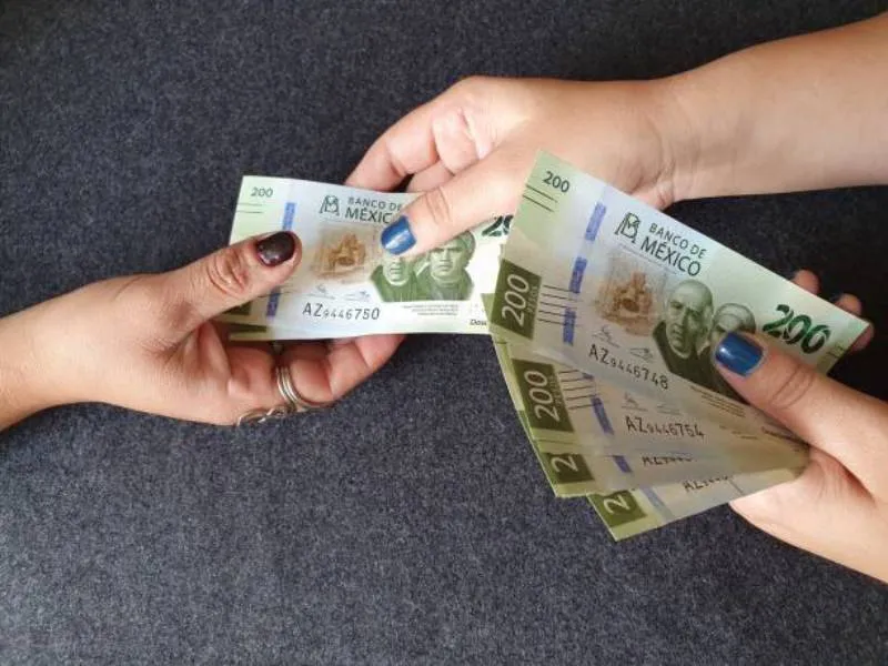 Participar en una tanda no constituye un ingreso gravable, según explicó el SAT. / iStock