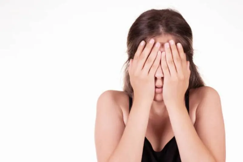 Mostrar vulnerabilidad en Internet puede generar apoyo, pero también críticas o comentarios negativos. / iStock