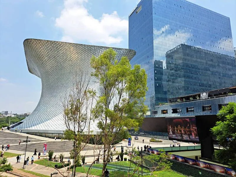 Recintos culturales abiertos para quienes buscan un plan diferente en Navidad. / iStock