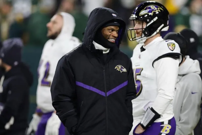 Lamar Jackson entrenó este miércoles