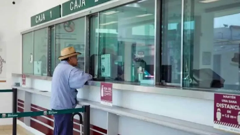 Si la tarjeta está dañada o perdida, el retiro se puede hacer en ventanilla con identificación. / Secretaría del Bienestar