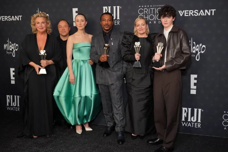 La serie 'Adolescente' fue la gran ganadora en los premios para la TV/AP