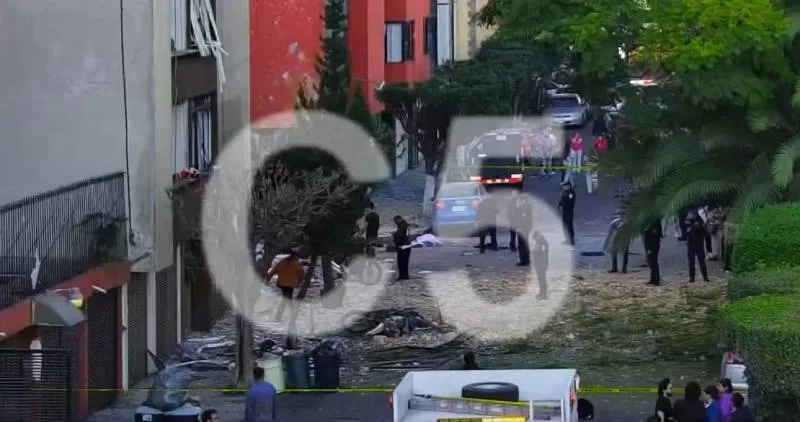 La onda expansiva alcanzó a unos 10 edificios aledaños/X: @guerrerochipres