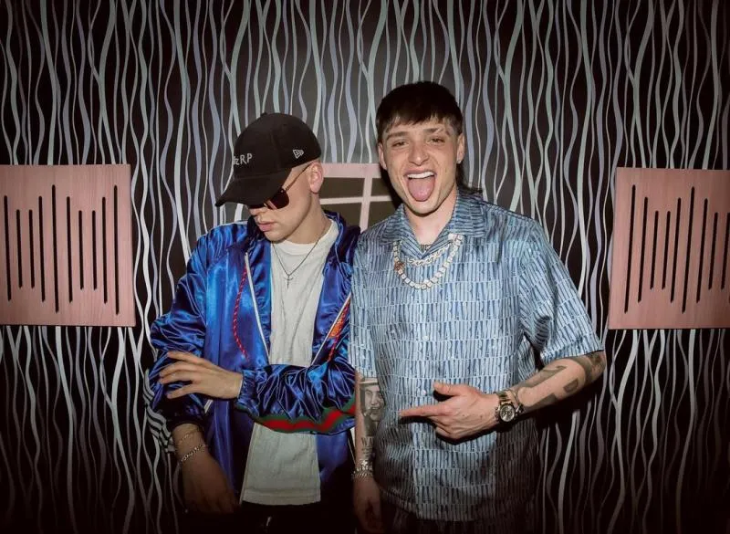 Bizarrap y Peso Pluma en su session #55. / IG: @bizarrap