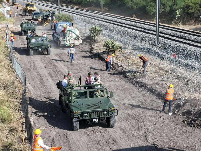 El servicio ferroviario está proyectado para comenzar operaciones a finales de 2027. / Proyectos México