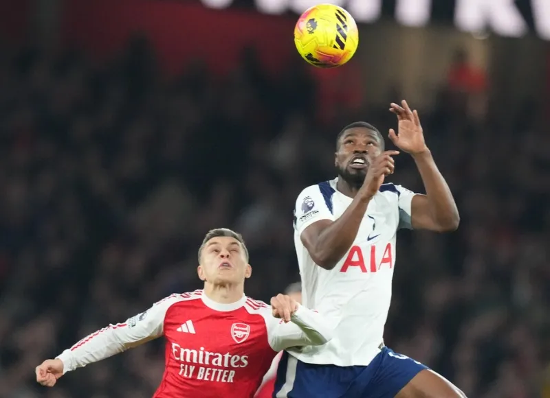 Arsenal le pasó por encima al Tottenham | APÇ