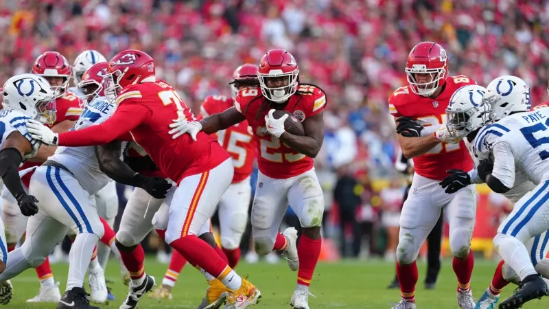 Chiefs se llevan la victoria en tiempo extra | AP