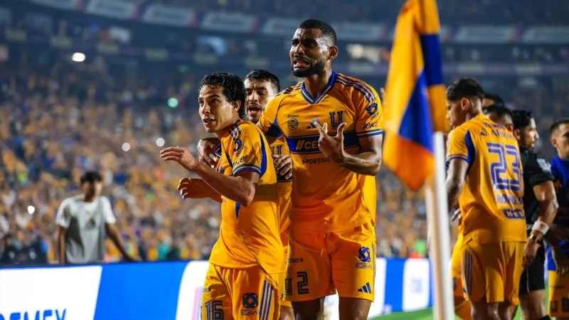 Jugadores de Tigres calmaron los ánimos | MEXSPORT