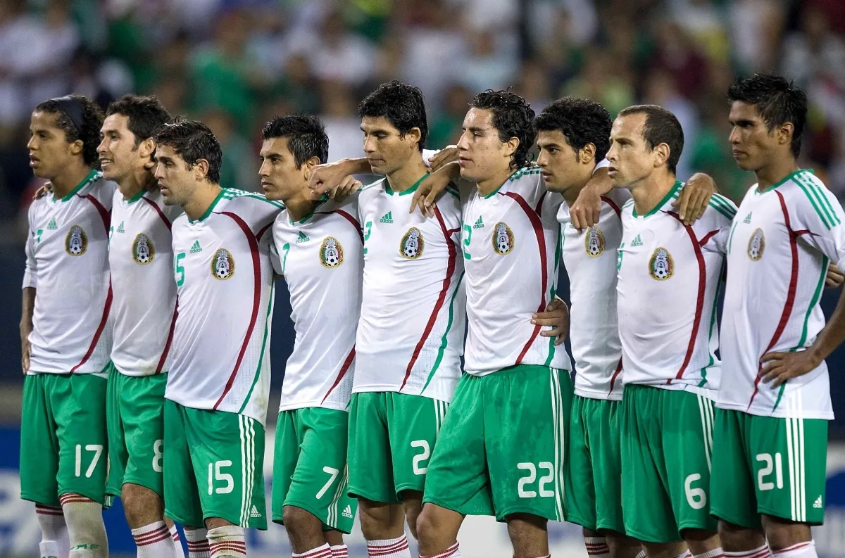 La Selección Mexicana durante la tanda de penales de la Copa Oro en 2009