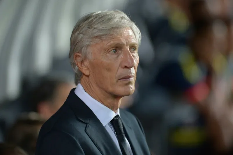 Buscó alejarlo de España