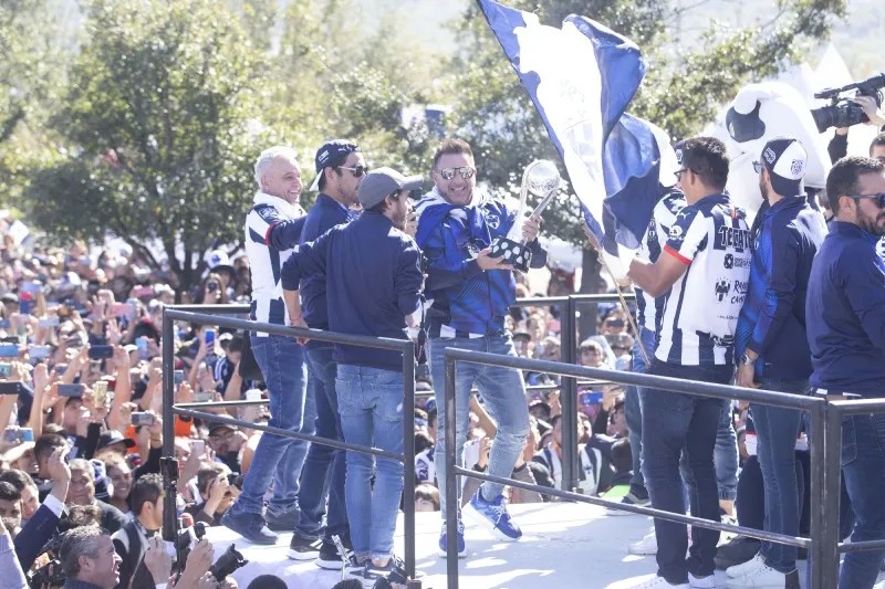 El Turco también se coronó con Rayados