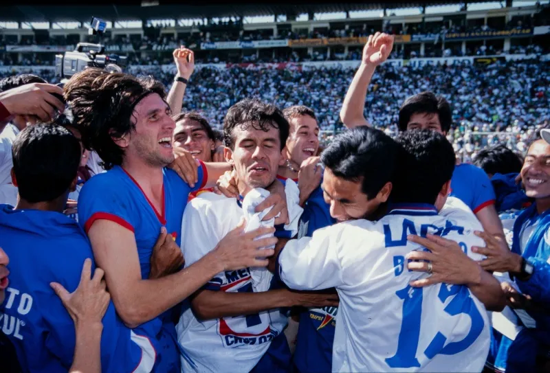 Reynoso fue campeón con Cruz Azul en el Invierno 1997