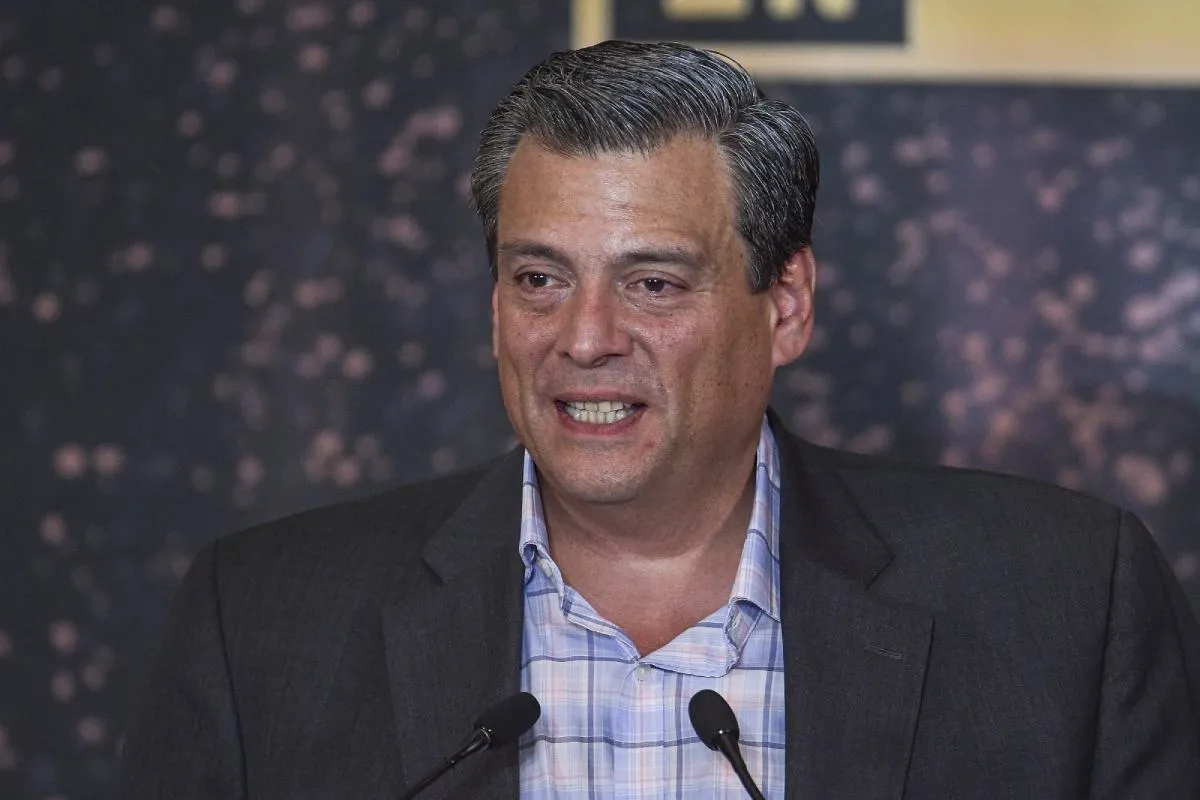 Sulaimán aseguró que le quieren prohibir el paso al ring