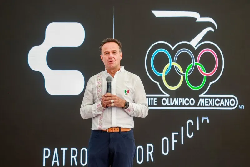 Alcalá criticó la gestión de De la Garza