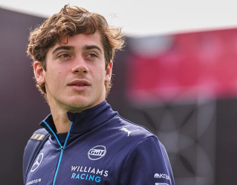 Colapinto podría coincidir con Horner