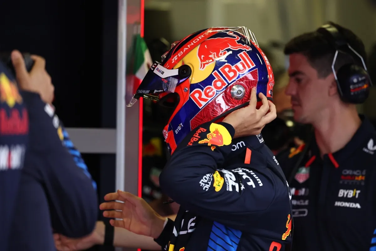 Checo Pérez sigue sin firmar con Cadillac