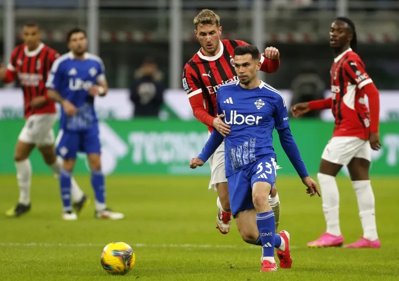 Costacurta consideró que el gol llegará para Santi