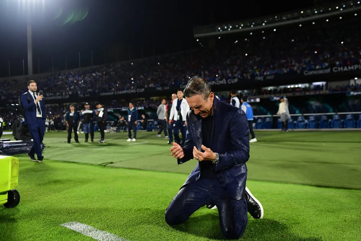 Vicente salió de Cruz Azul pese a ser camoeón