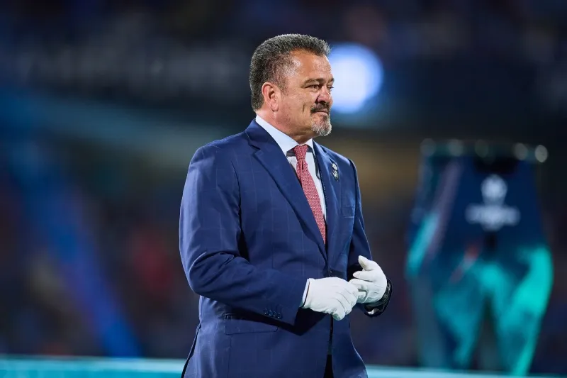 Le pidió menos espectáculo