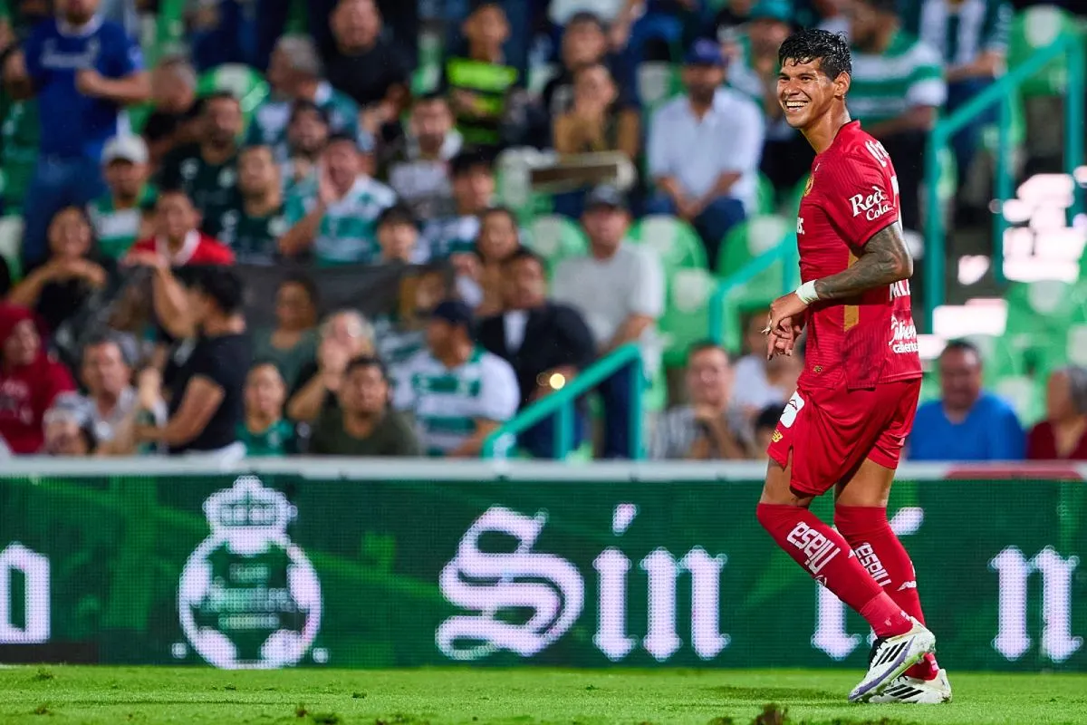 Robert Morales formó parte del 11 ideal de la Jornada 2