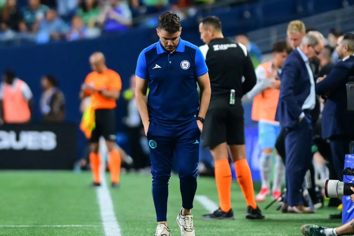 Velázquez confía que Larcamón corrija el rumbo