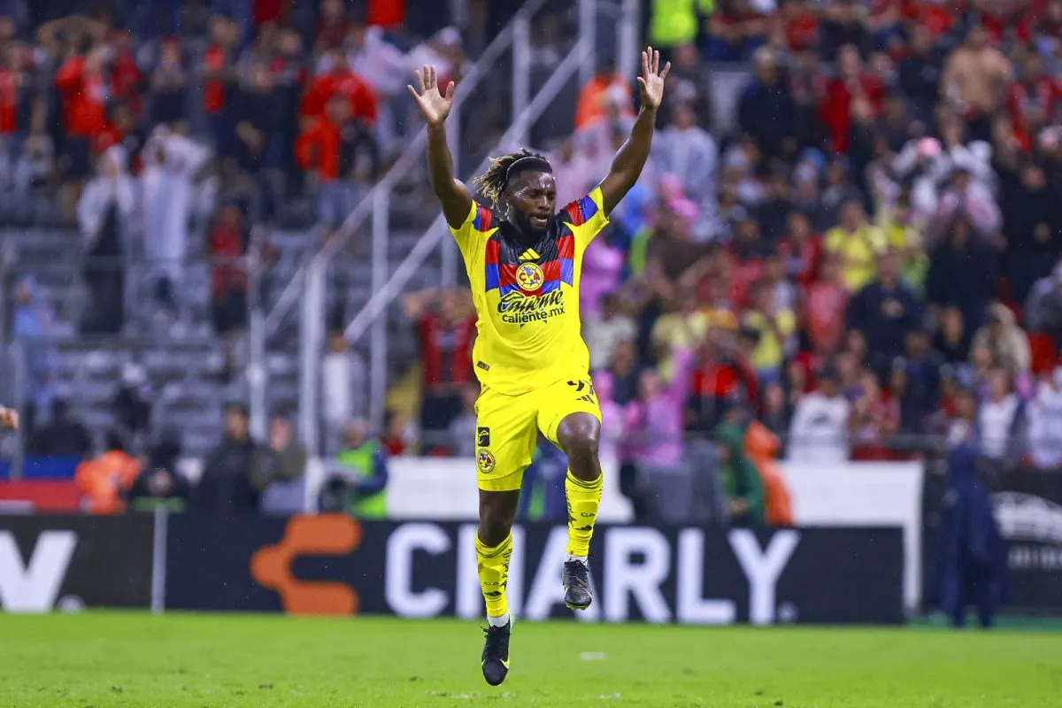 Maximin se estrenó con gol