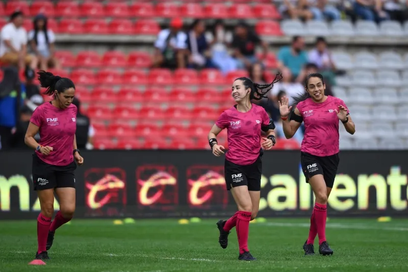 Las árbitras mexicanas siguen haciendo historia