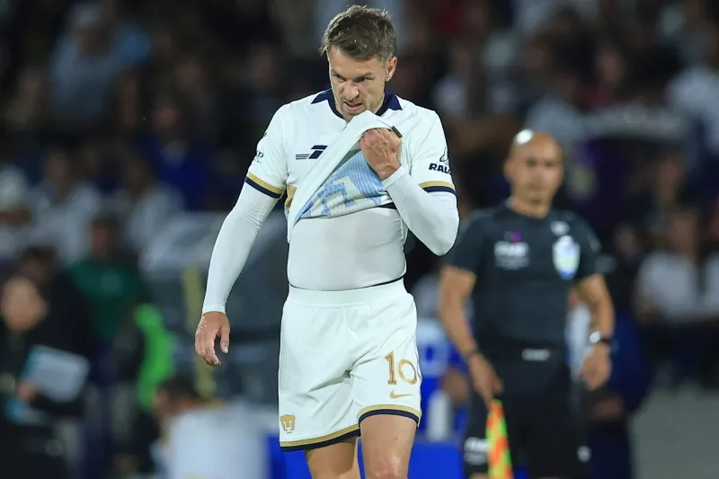 Ramsey ya no viajará con Gales