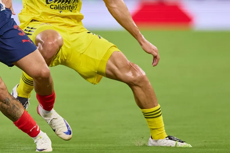 La rodilla de Dagoberto falló al momento de presionar por el balón