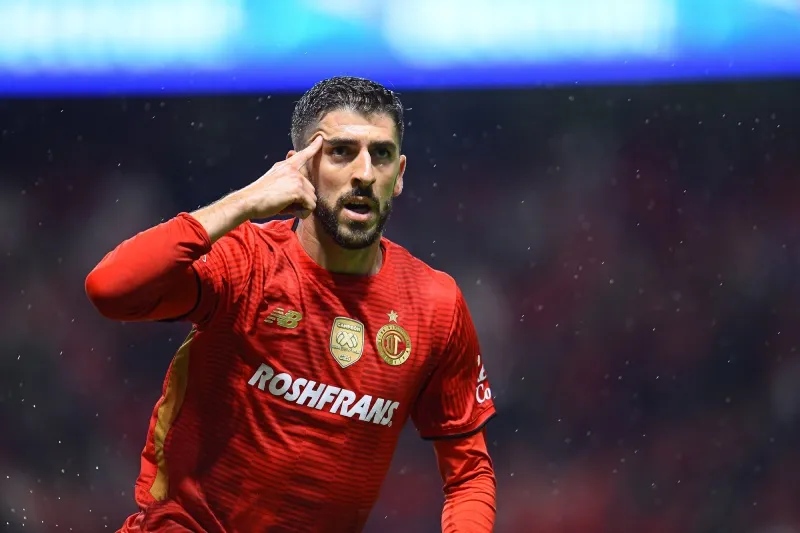 Paulinho en celebración de su gol ante Rayados
