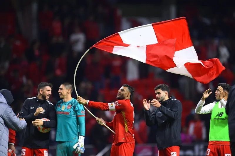 Toluca goleó a Rayados