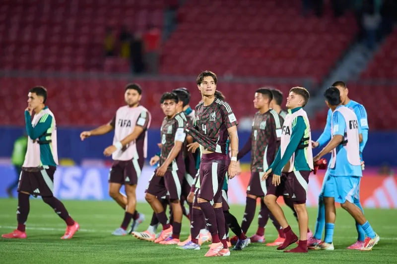 Siguen de cerca a los mexicanos