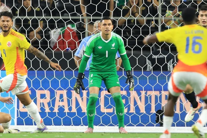 Malagón se perfila para atajar con el Tri en el Mundial 2026