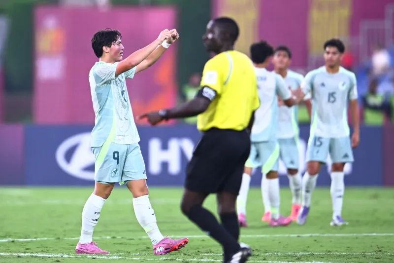 El gol de De Nigris no fue suficiente para darle el triunfo a México