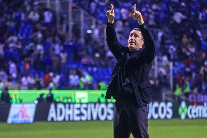 Palencia opinó del trabajo de Efraín Juárez