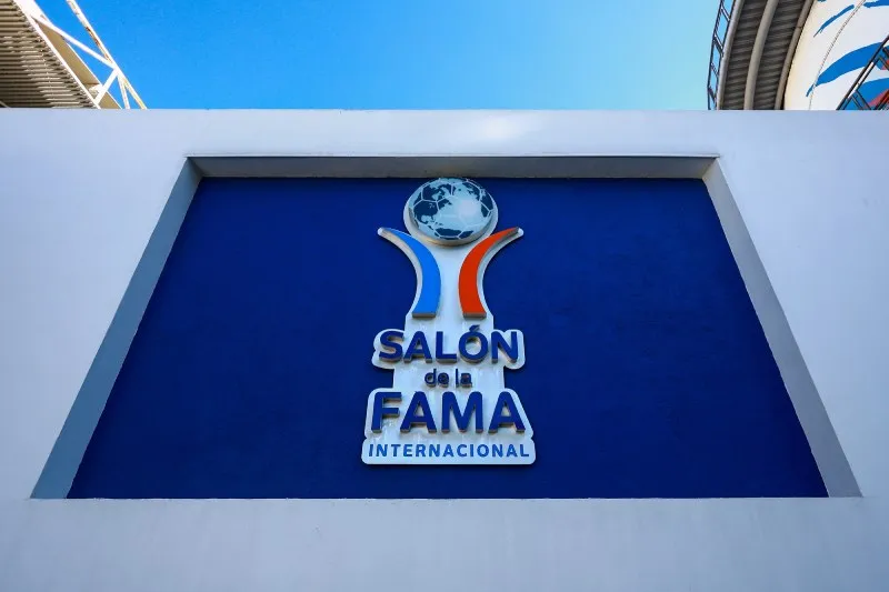 Se llevó a cabo la investidura del Salón de la Fama