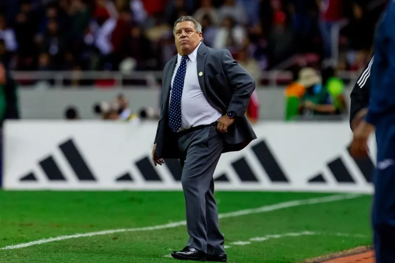 Duró sólo 15 partidos al mando