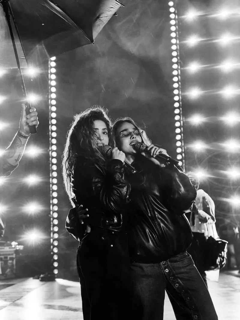 Shakira y Danna | FB: Shakira