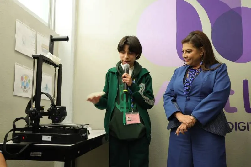 Mixtli Digital tiene como objetivo principal democratizar el acceso a la tecnología en las escuelas públicas de la capital/Gobierno de la CDMX