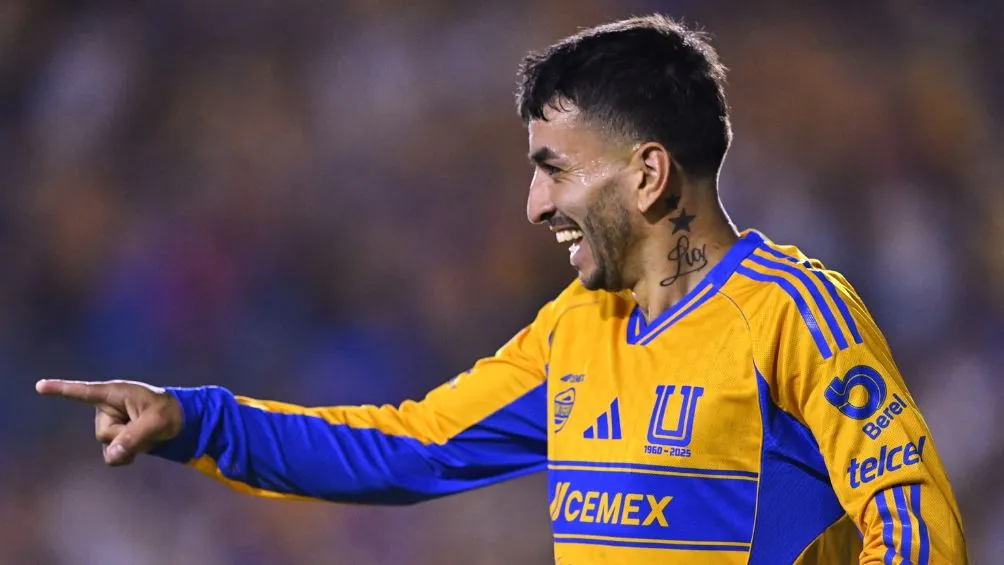 Correa festeja su gol en Liga MX | MEXSPORT