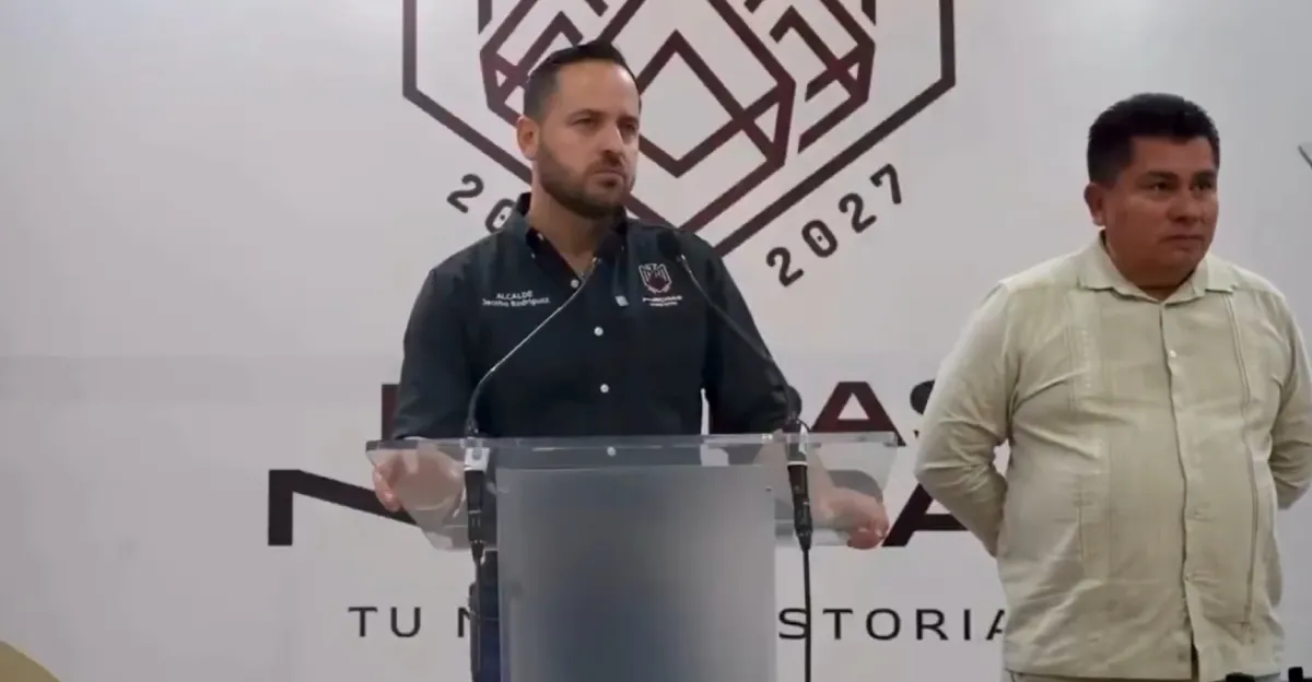 El alcalde Jacobo Rodríguez enfureció con la pregunta de la reportera / Redes Sociales