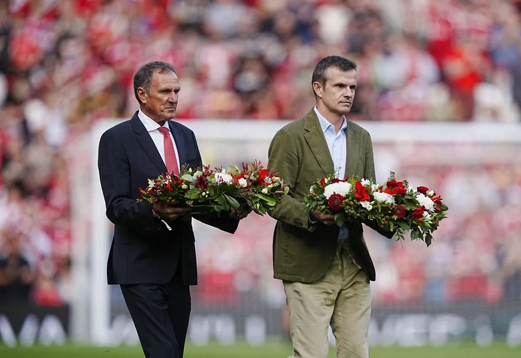 Liverpool sigue honrando la memoria de Diogo Jota