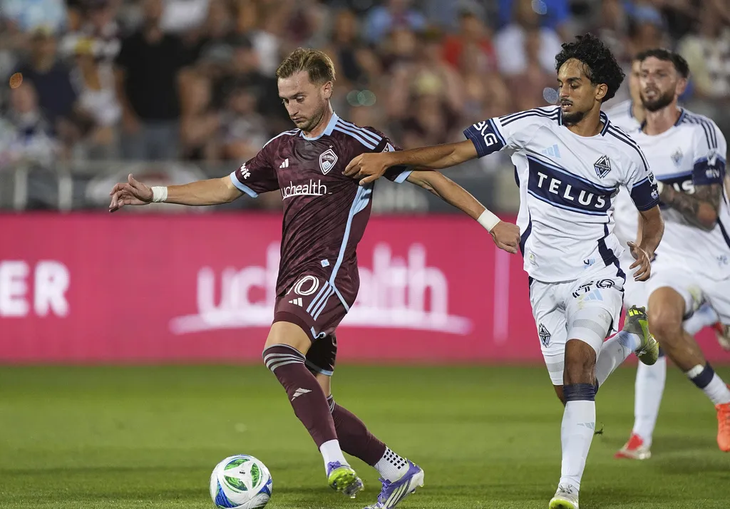 Mihailovic, de 26 años, firmó un contrato de tres temporadas