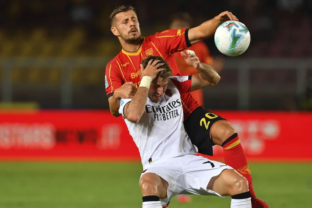 Santiago tendrá que luchar por un lugar en el once titular