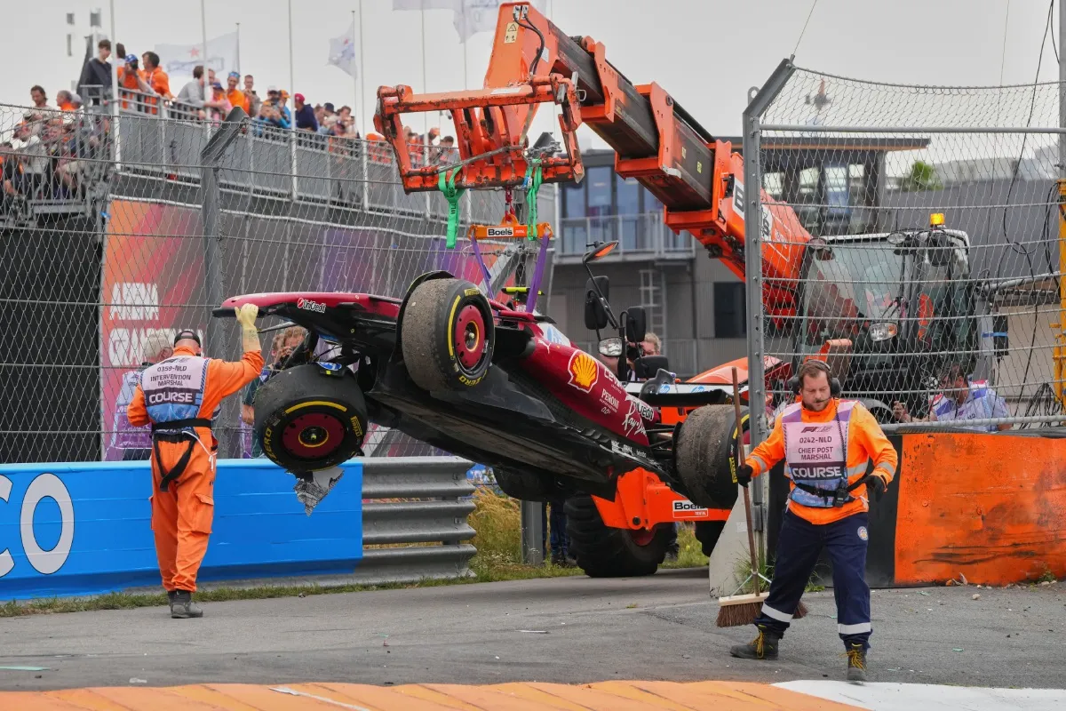Hamilton sufrió un aparatoso accidente en Zandvoort