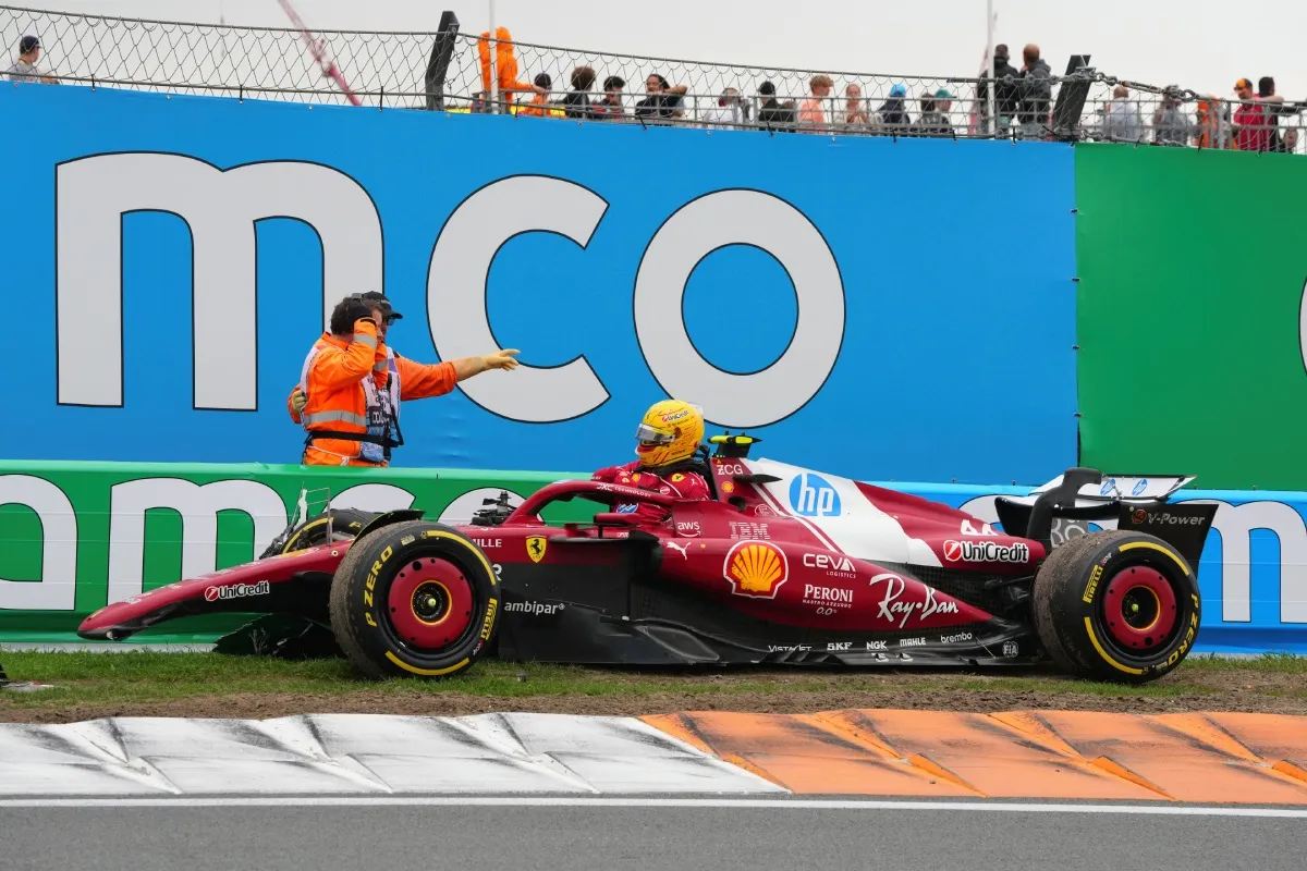 Hamilton fue directo contra las barreras