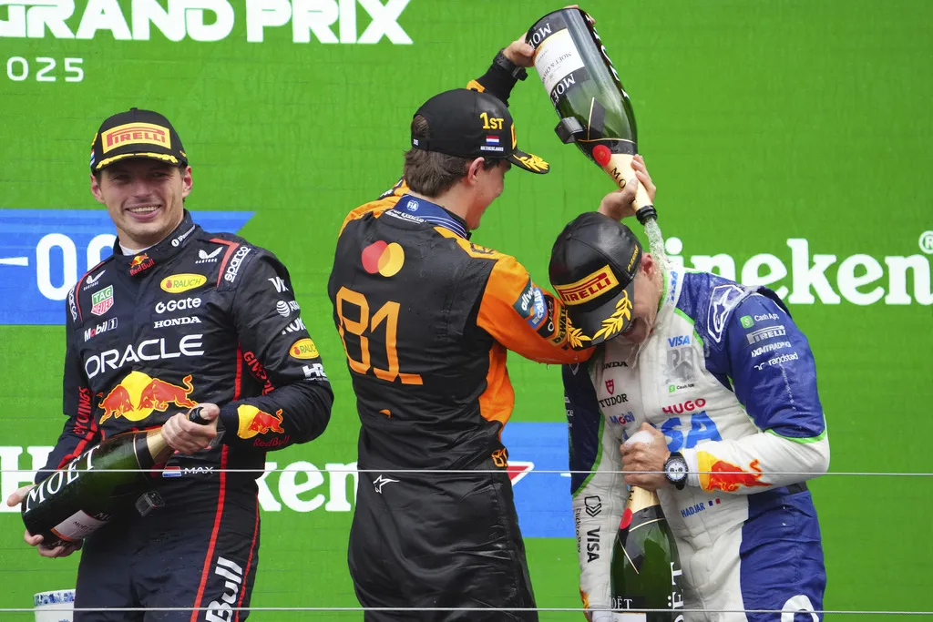 Hadjar subió al podio por primera vez en la Fórmula 1