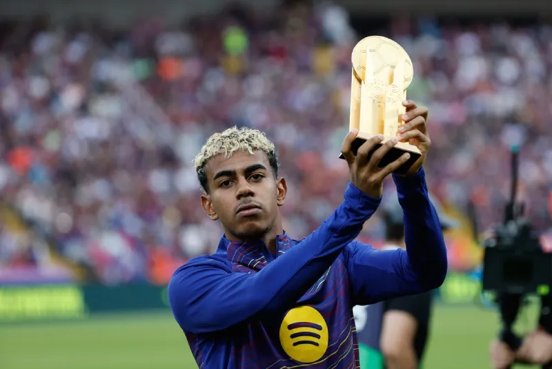 Lamine Yamal tuvo una gran reaparición contra Real Sociedad